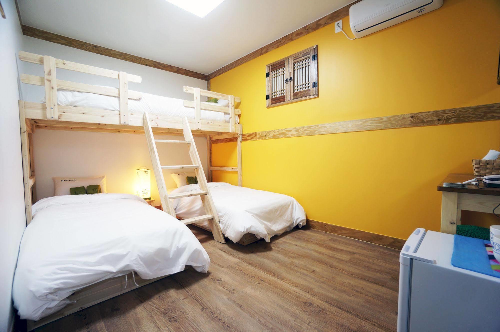 Mini Hotel Dalkom In Dongdaemun Seoul Bagian luar foto