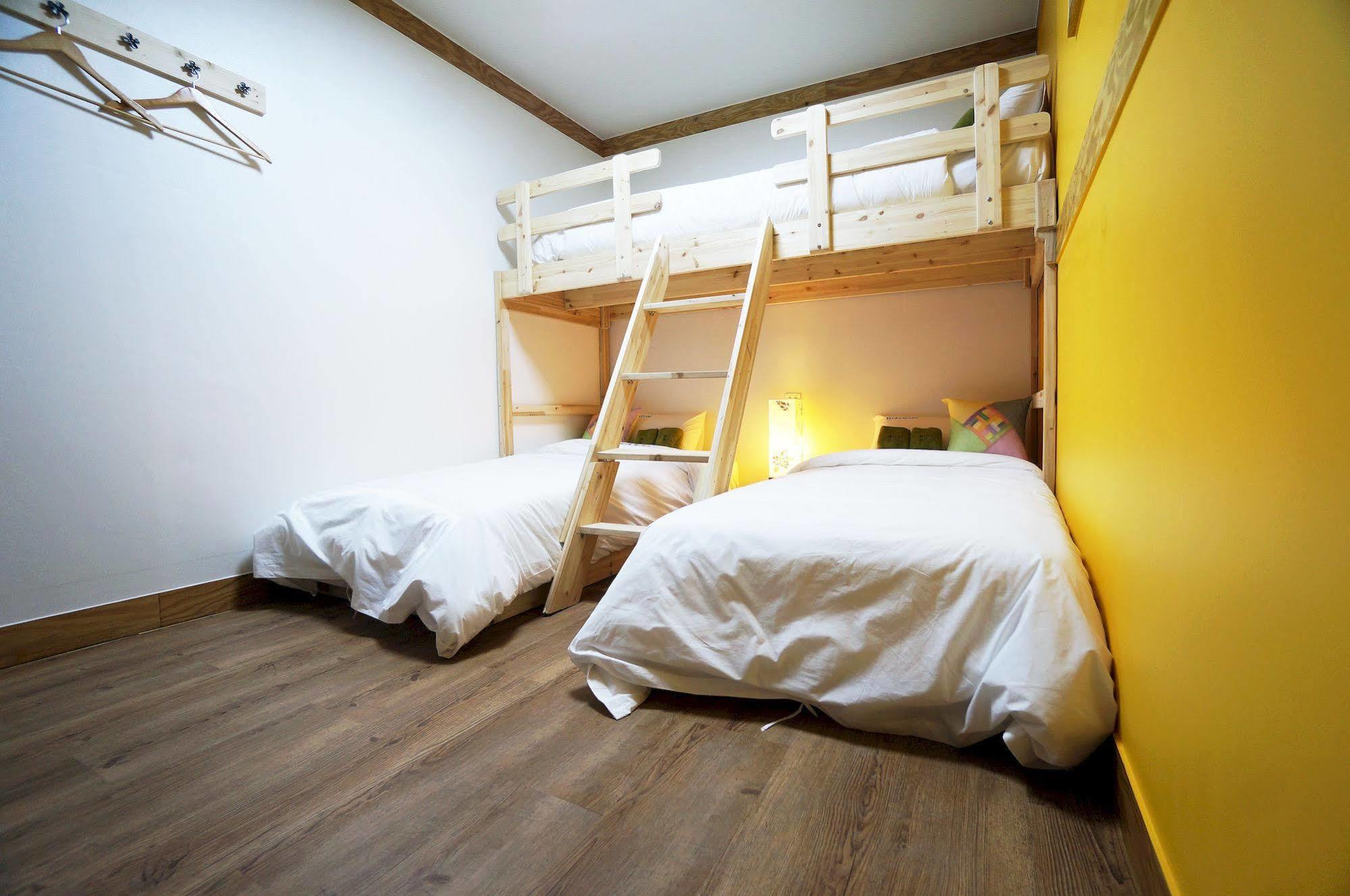 Mini Hotel Dalkom In Dongdaemun Seoul Bagian luar foto