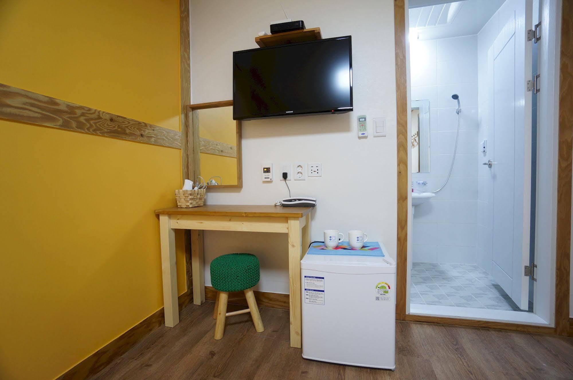 Mini Hotel Dalkom In Dongdaemun Seoul Bagian luar foto